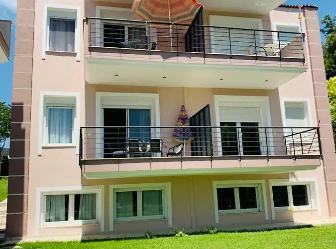 Majestic Iona Daire Asprovalta